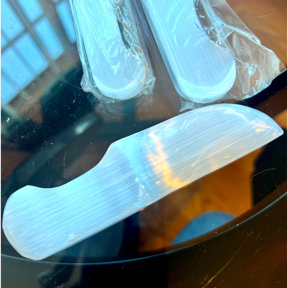 Crystal Knifes